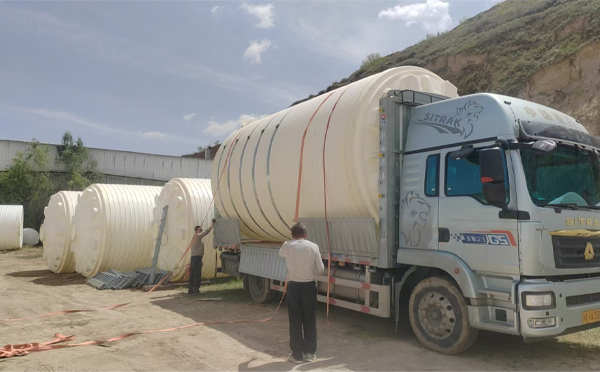 玛曲立式运输桶装车中