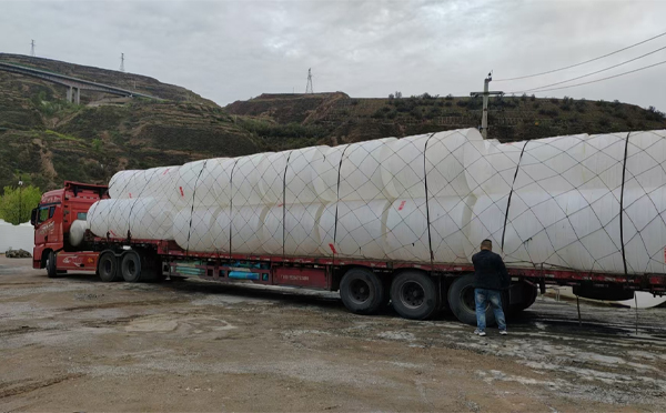 玛曲PE吨桶交付中