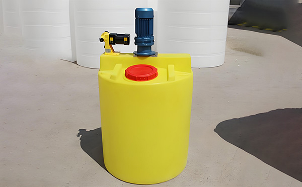 玛曲加药桶定制选型要点与行业应用技术指南